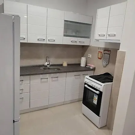 Double Bo Apartment *